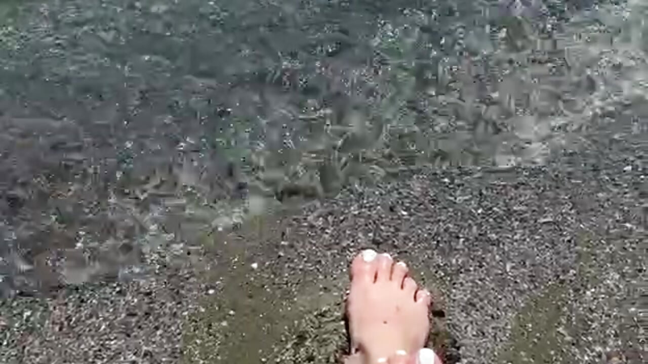 vacantion looks good on me ! see you soon ! <3 - video của người mẫu cam LisaAventi