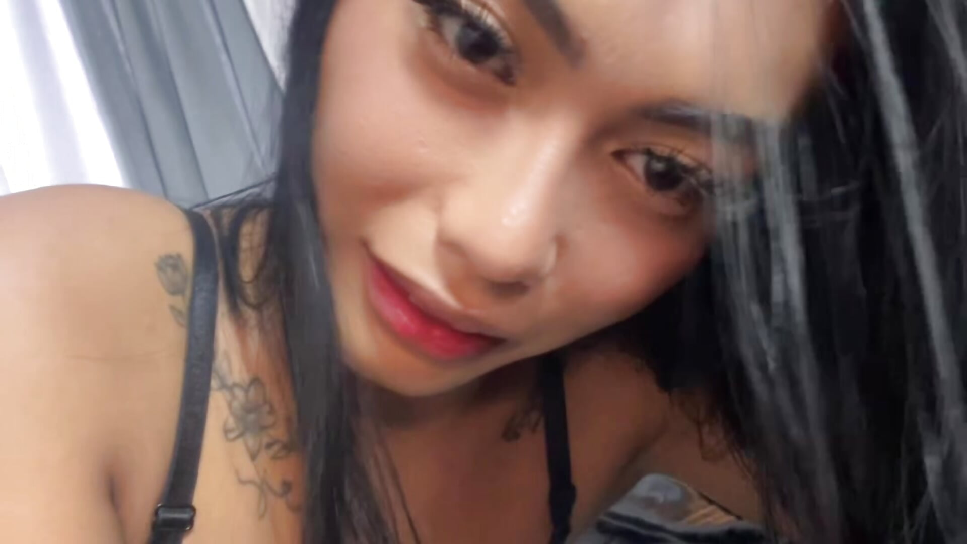 41b1bf578cde4f659e8929b06d0b43c6 - video by sexylovesappira cam model