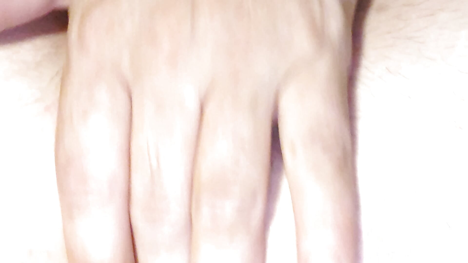 It's too big for now. Stretching. - video by Chiligrande6969 cam model