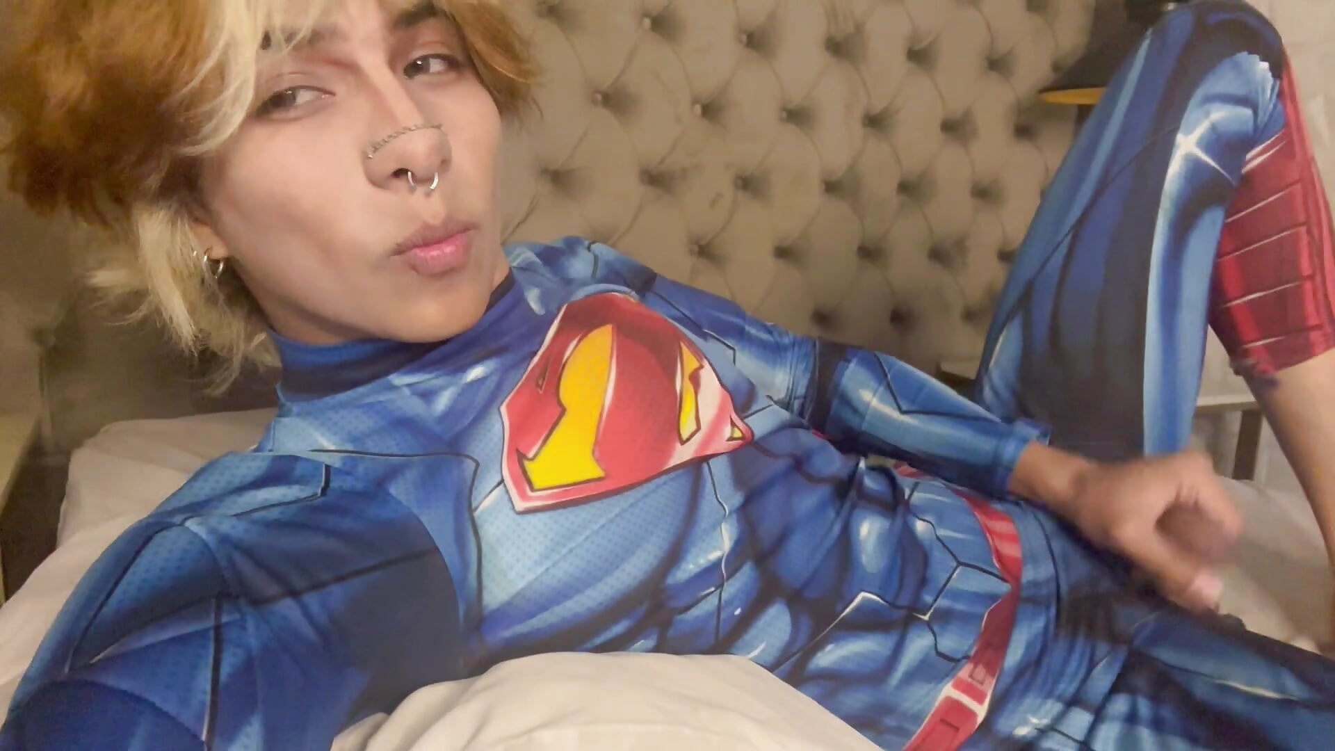 Supermán 🥵 - vidéo du modèle de showcams OliIverr22