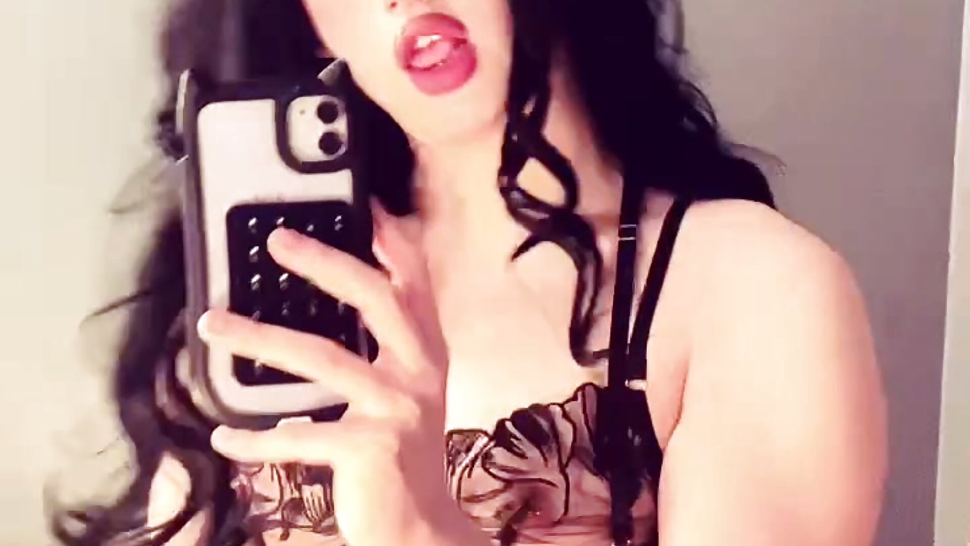 tiktok girl pt.2 - video by RoxyKyper cam model