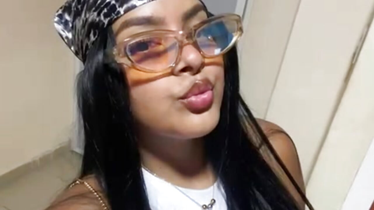 Hiii - video by Amaranta_carey cam model