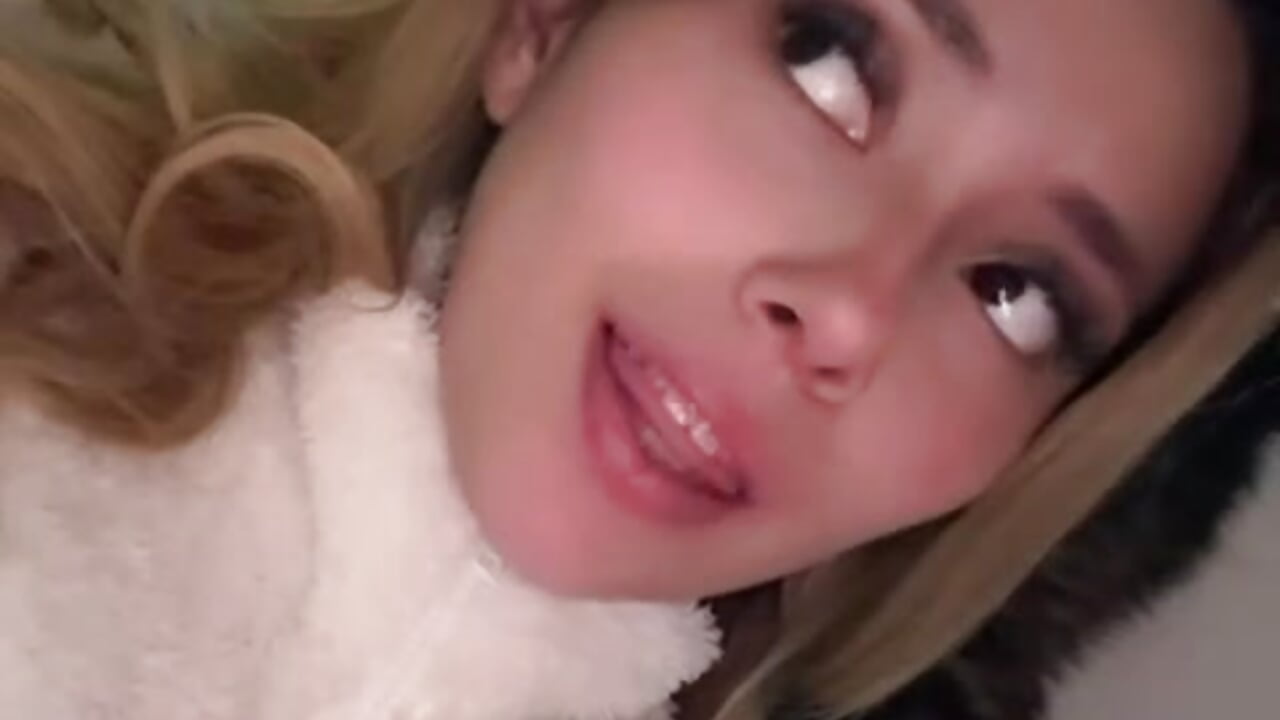 today we have an infiltrator - LanaMills_ adlı kamera modelinin videosu