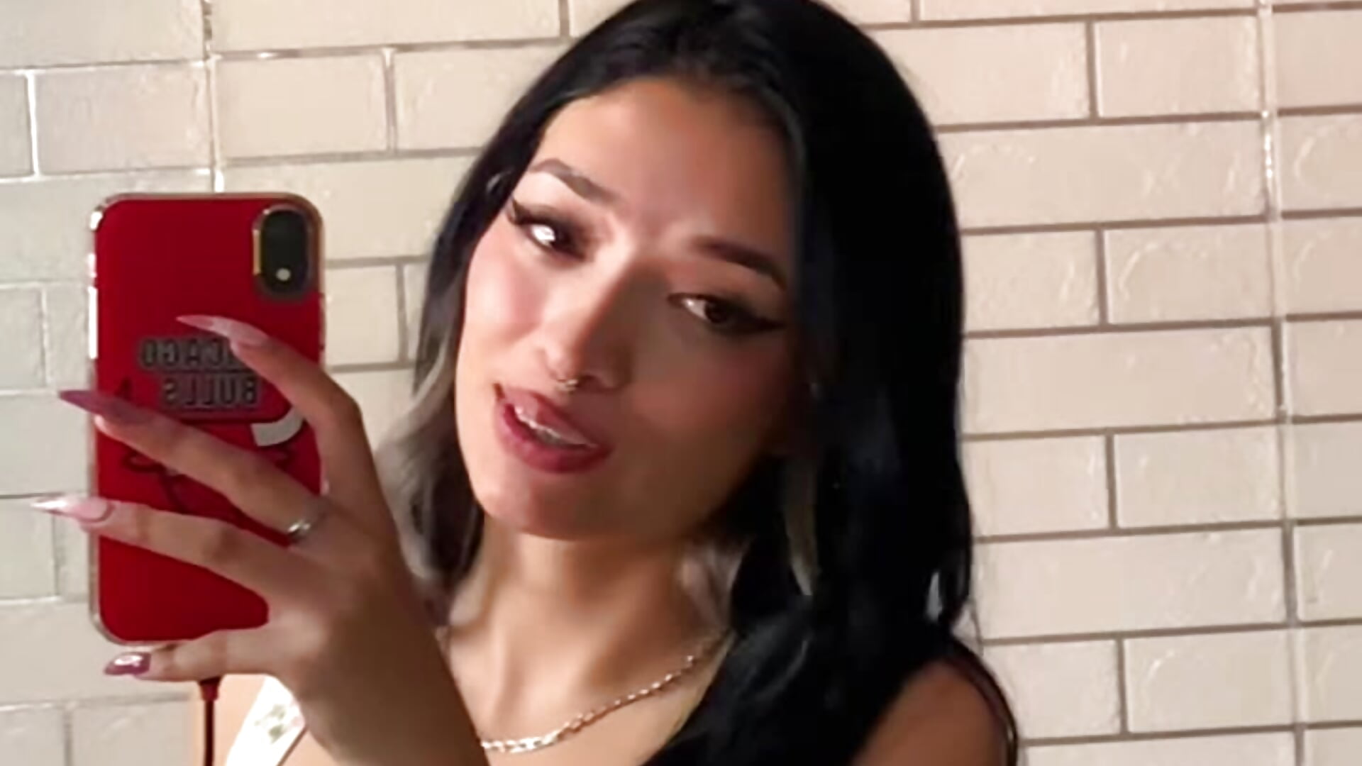 Do you like me? - 視頻由 stepha__ 主播提供