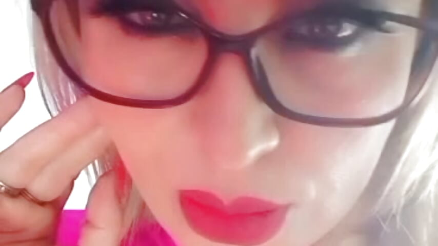 How looks the pink on me - βίντεο μοντέλου Sophia1126