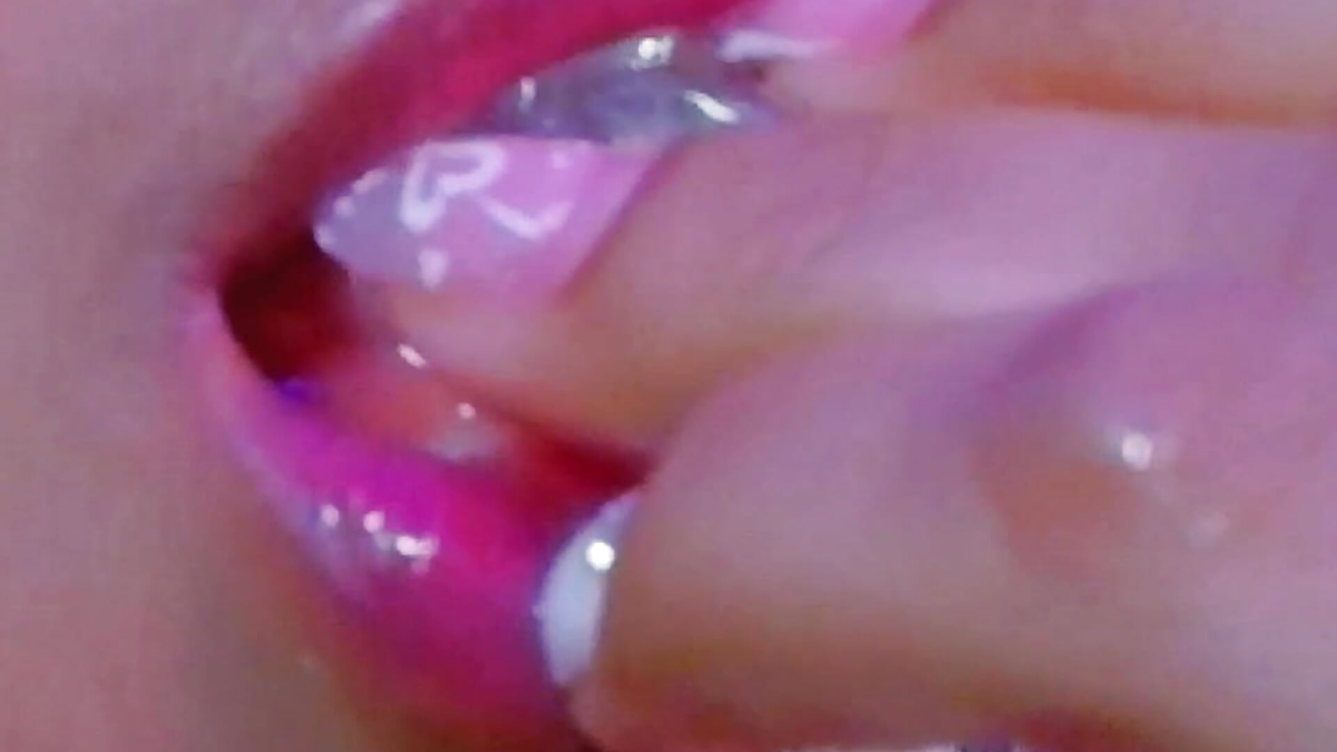 Ice lips - Video von HannahMontgomery Cam-Model