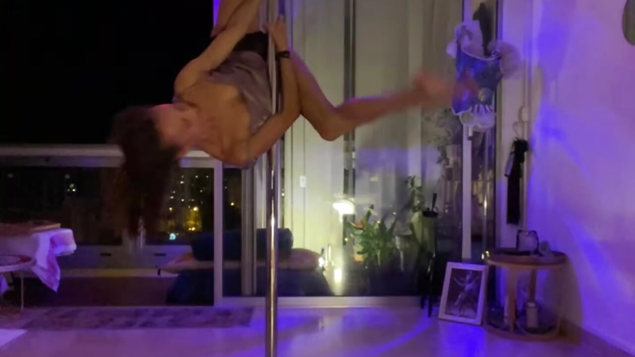 vidéo découverte si tu ne me connait pas - video by Chris06d22@xh cam model