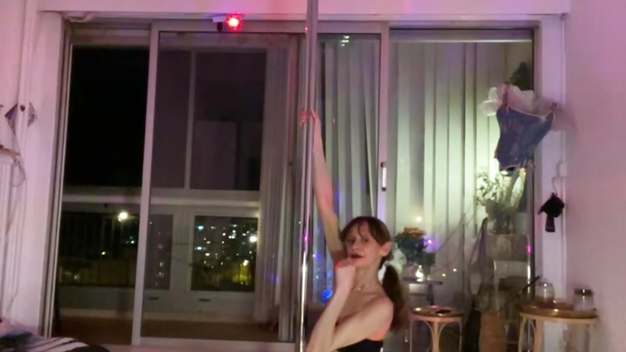[8 May pôledancer bientôt new pseudo? - Video von Chris06d22@xh Cam-Model