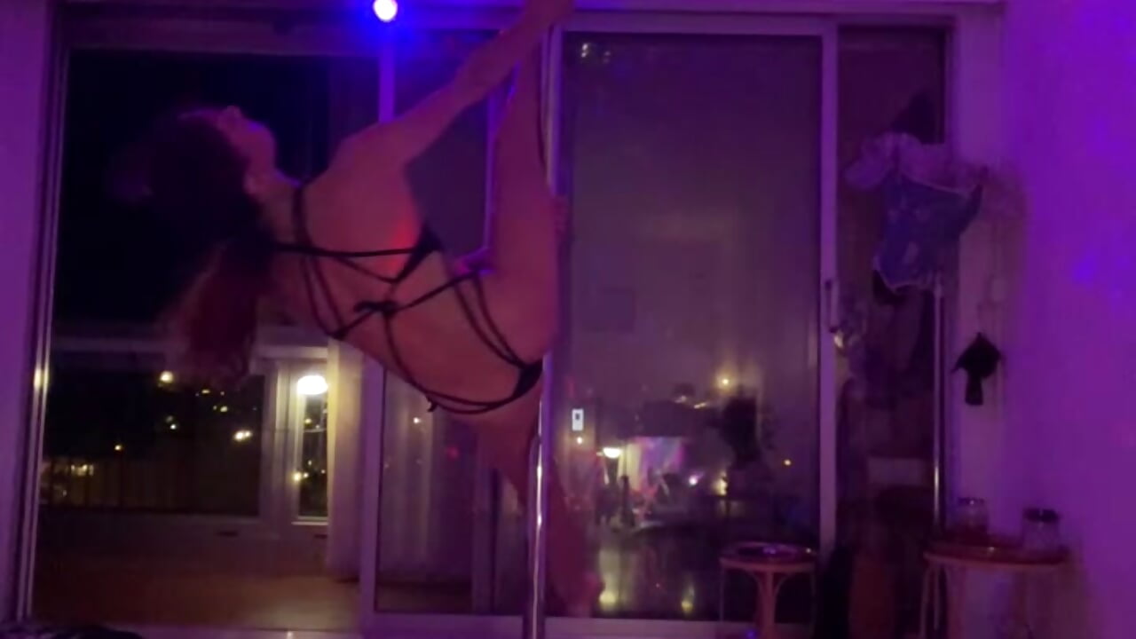 [12 May The Dancer pointes et body résilles