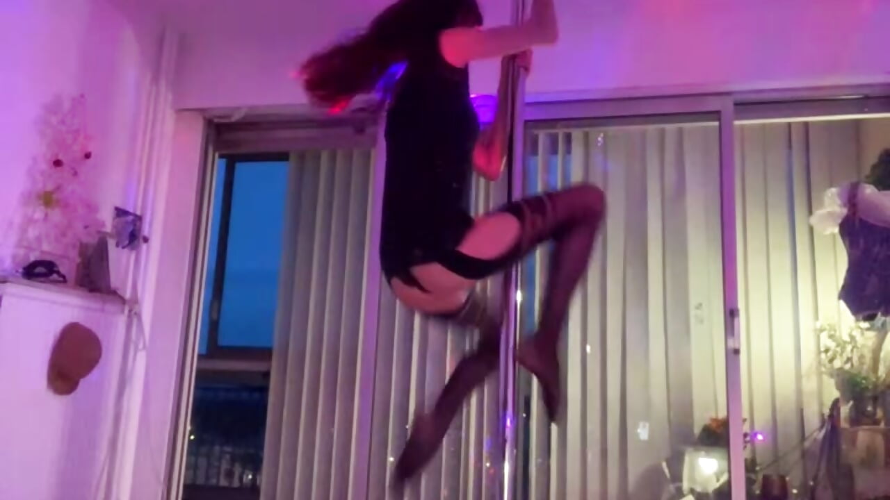 Lumieres et danse sexy - clip cu Chris06d22@xh model videochat