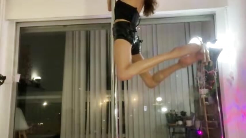 muscles en action😜 - відео від вебкаммоделі Chris06d22@xh