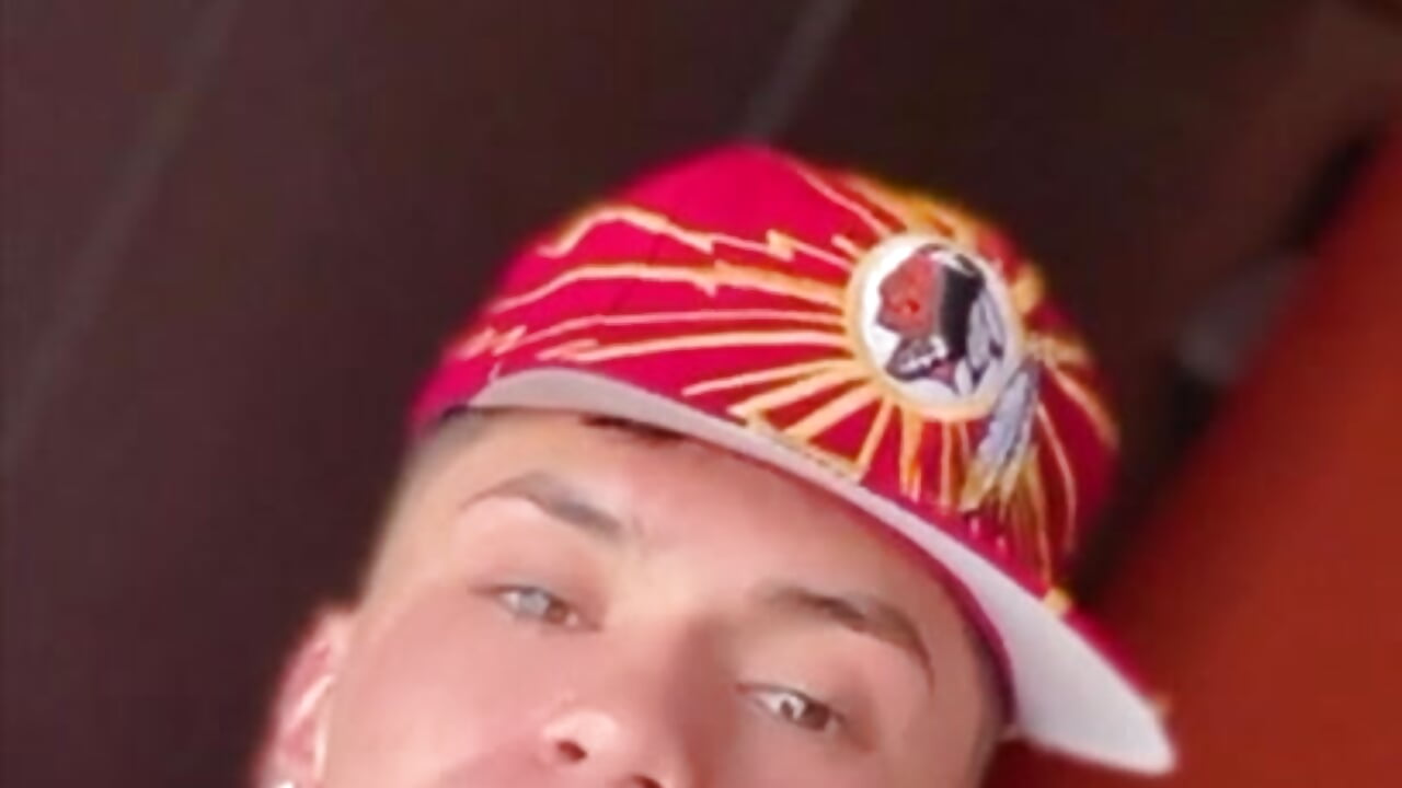 profile-intro-video-1753150516 - mathias_18 캠 모델의 동영상