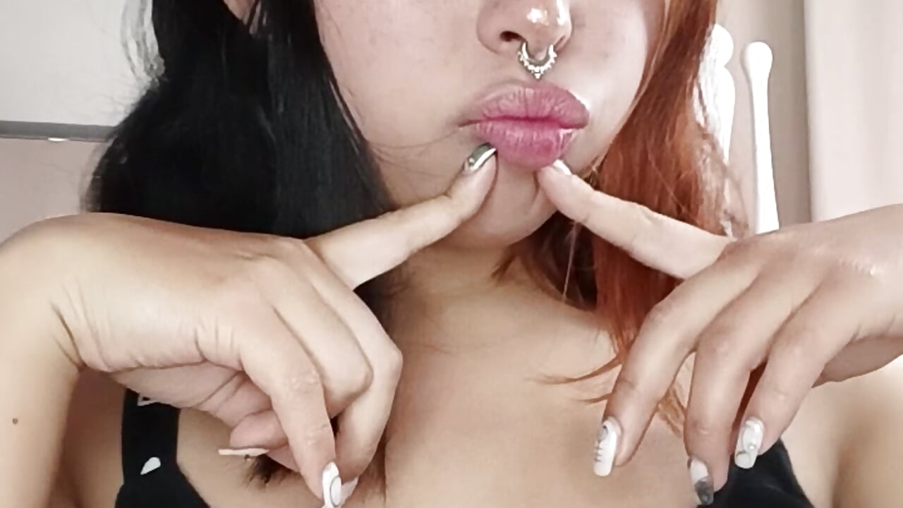 just Anne...🖤 - video by the_virginqueen cam model