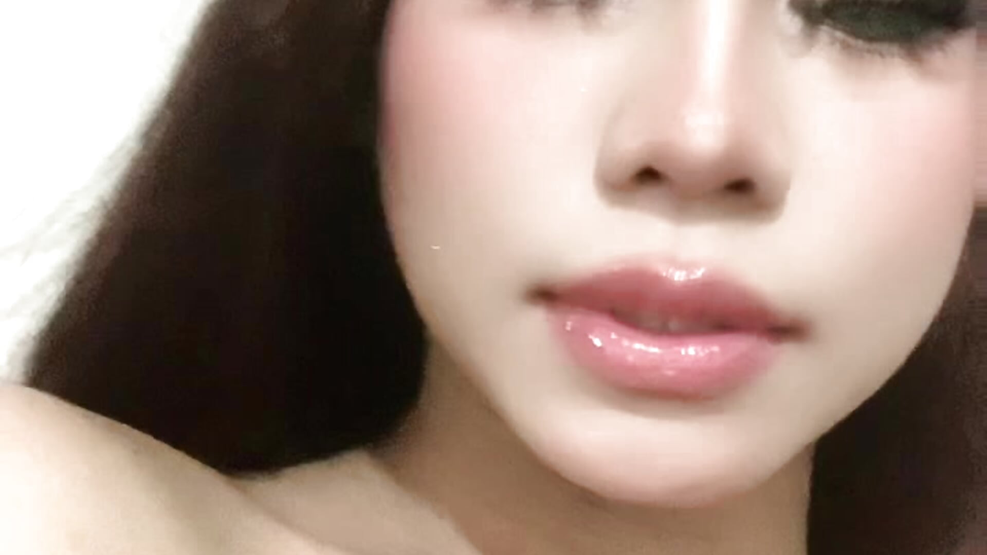 Baby girl - 視頻由 asianlatina69 主播提供