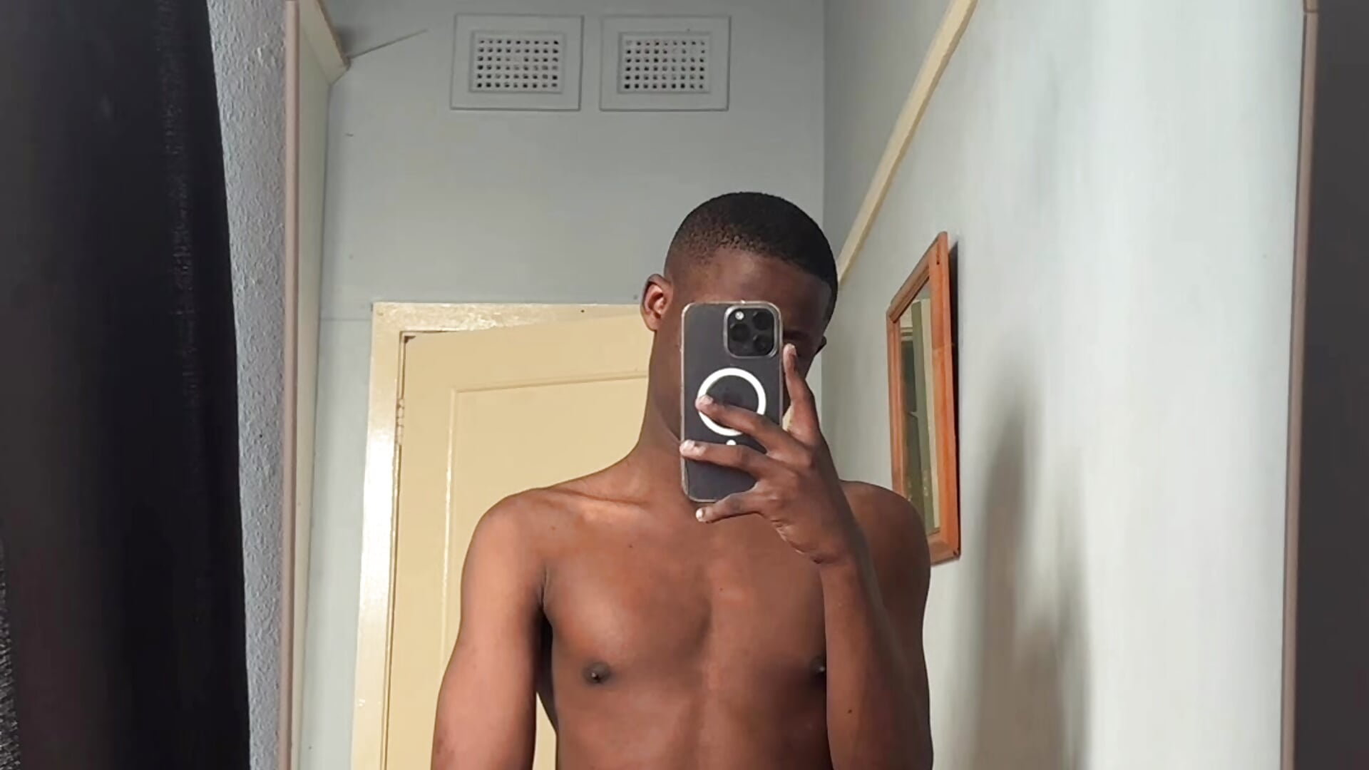 mwah