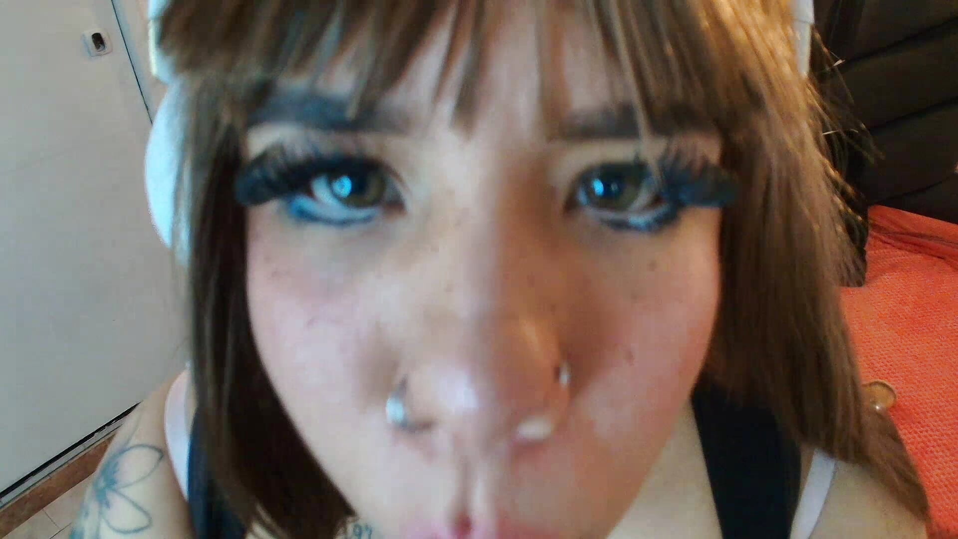 Sexy latina // sloppy deeptroat POV VERY MESSY AND WET💦💧🌡🌶 - video oleh model kamera Melissa_Adamsx