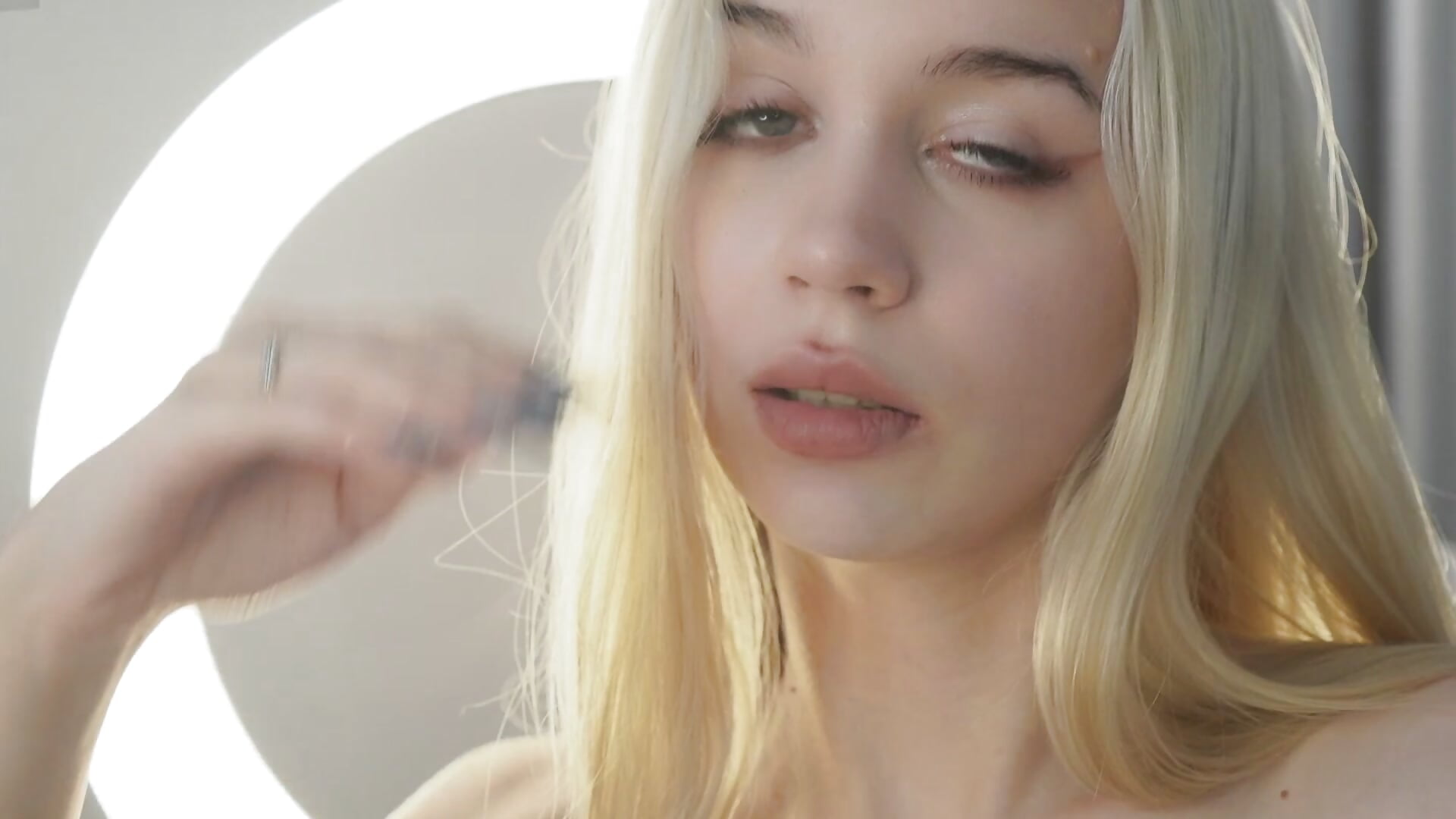 Teasing my finger - JaymieVigen主播的视频