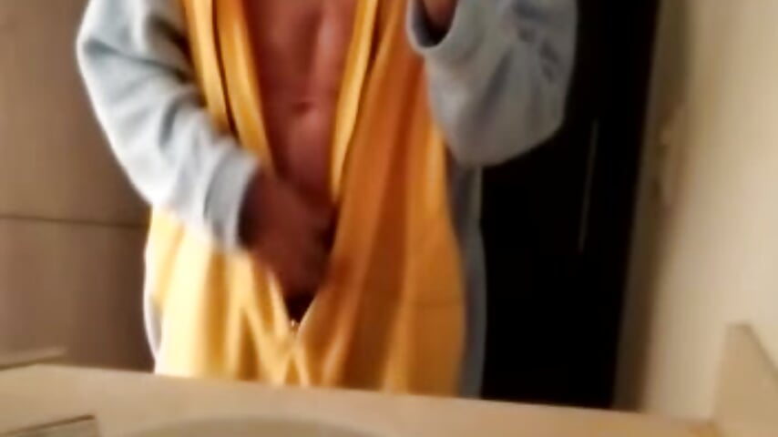 Turtle mode - video by yourfavoriteboy__ cam model