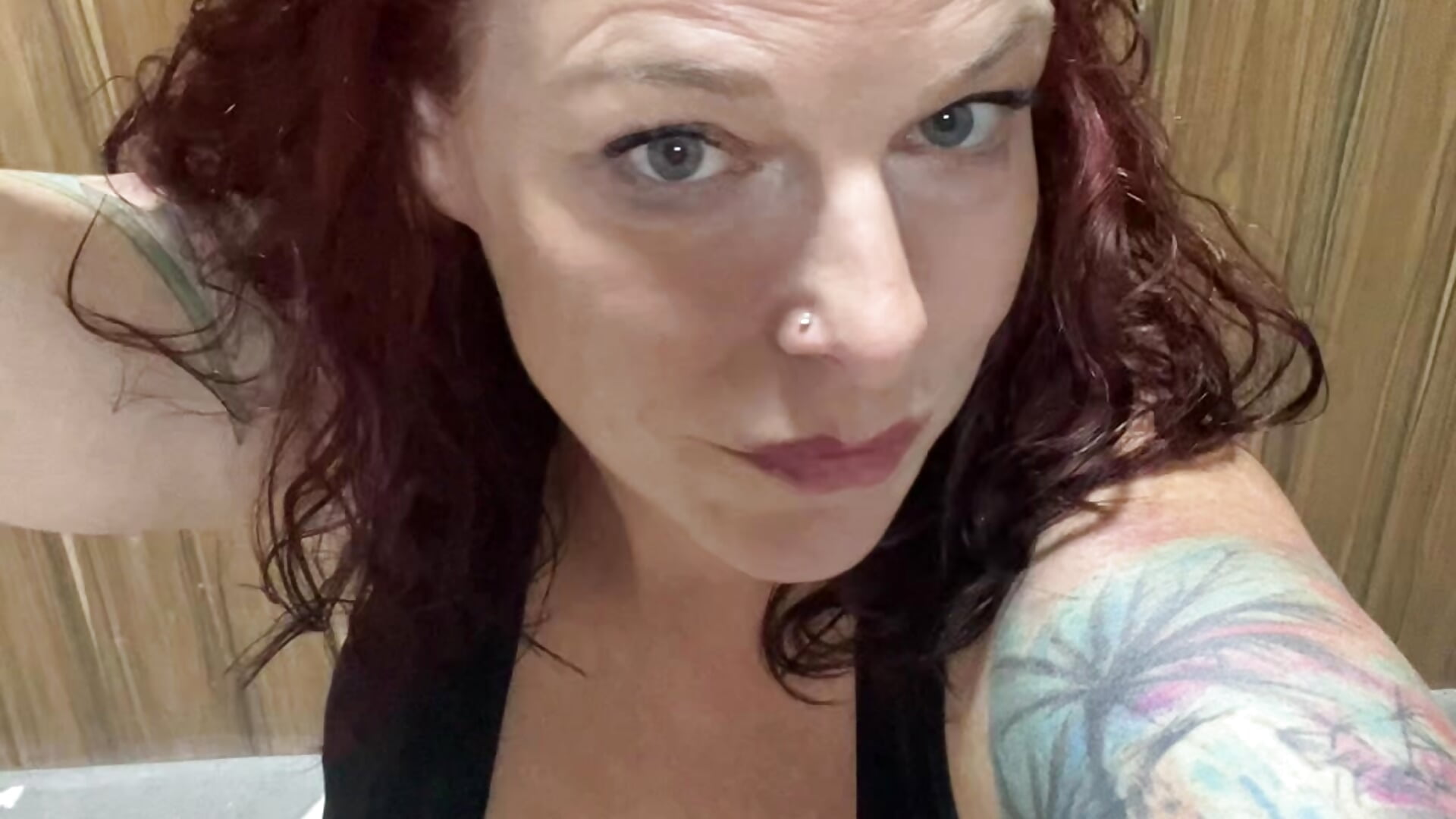 Hi there ;) - video by Island_Siren cam model