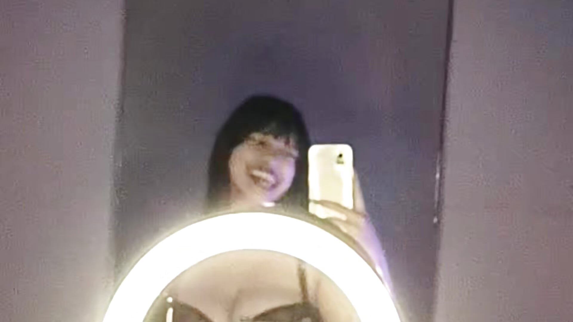 Raaarw 🐶. - video oleh Iwarii kamera model