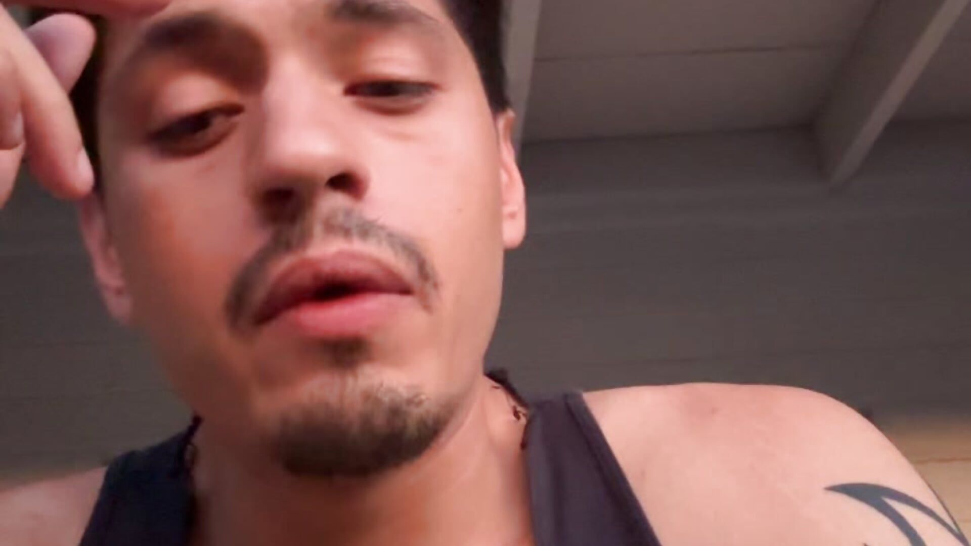 23D1374B-78B1-4B3B-B413-D59D362C958A - video by mrredcorn cam model