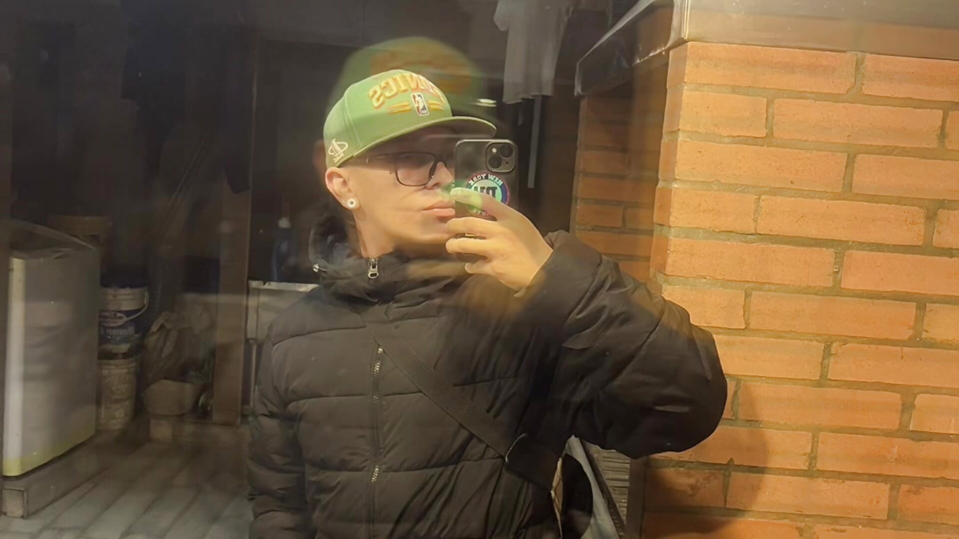 f888f248066e4d529e5e619237f23491 - video by HotNightsCol cam model