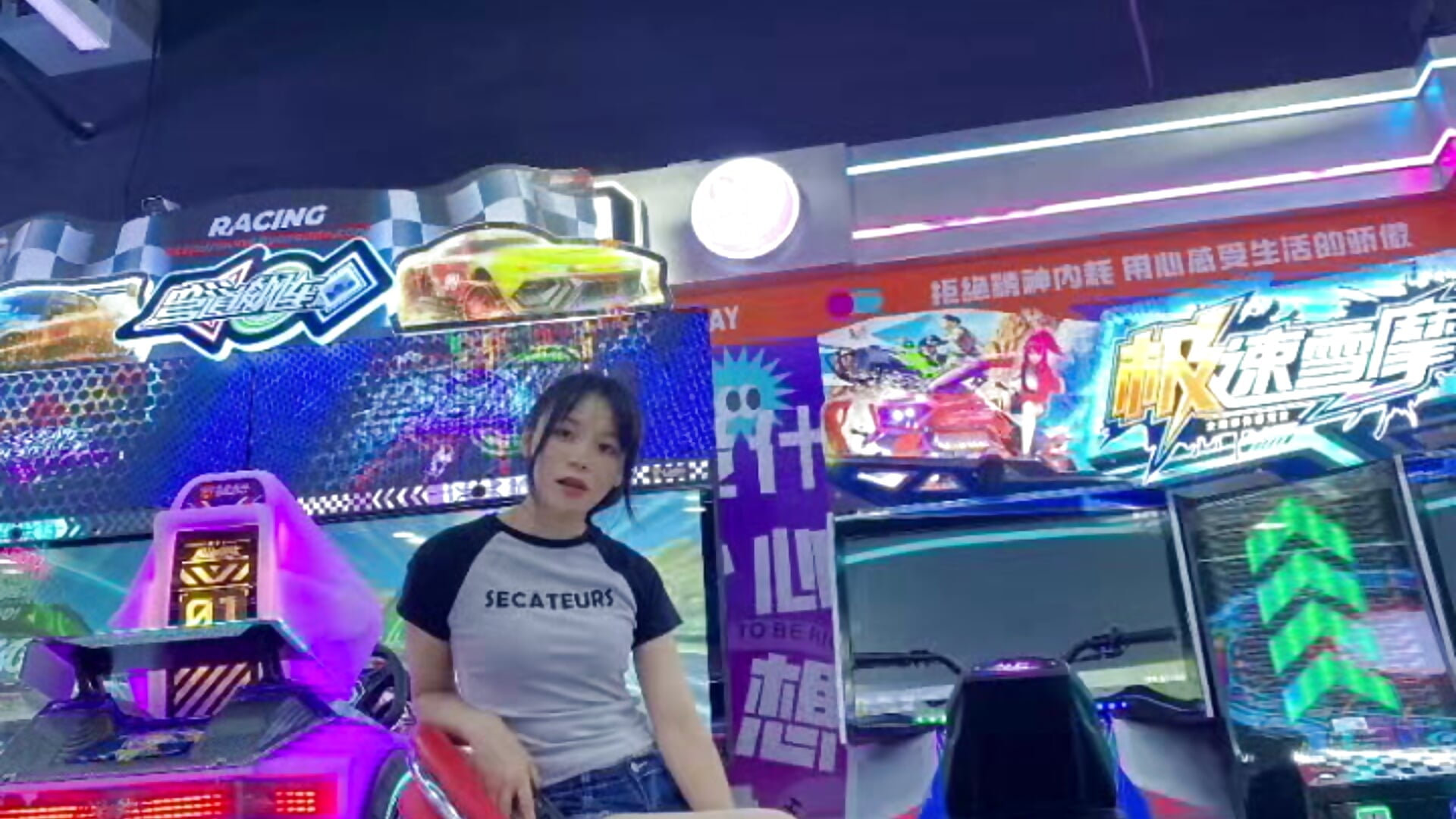 13_1754296250 - petoys 캠 모델의 동영상