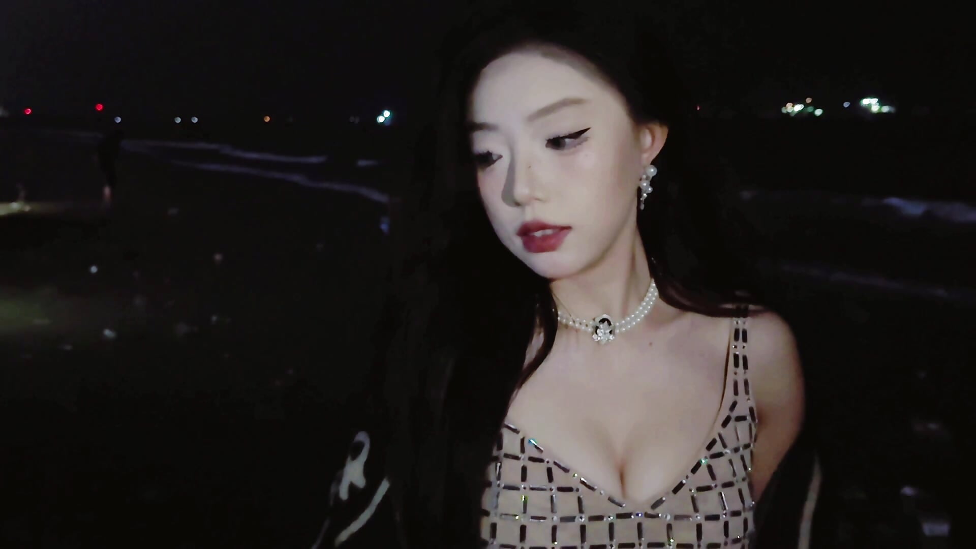 与你在浪漫海边共舞 - video by Flower_hua cam model