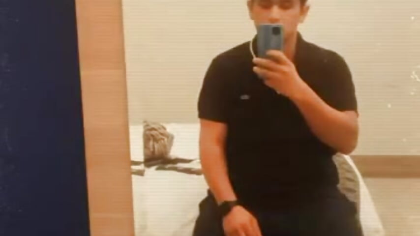 FB_VID_2126392363395884182 - video by Jhony69690 cam model