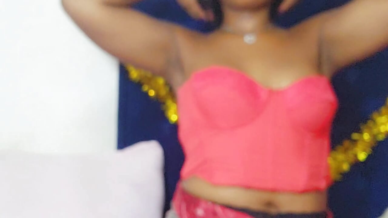 PLAYING WITH SOME MOVES - video av BUNNYCHOWX28 cam-modell