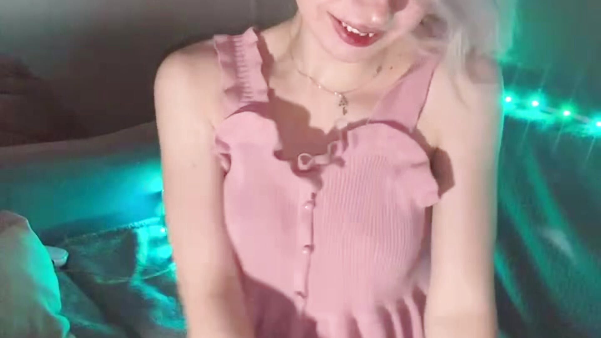 IMG_2502 - video by snowy_lisa cam model