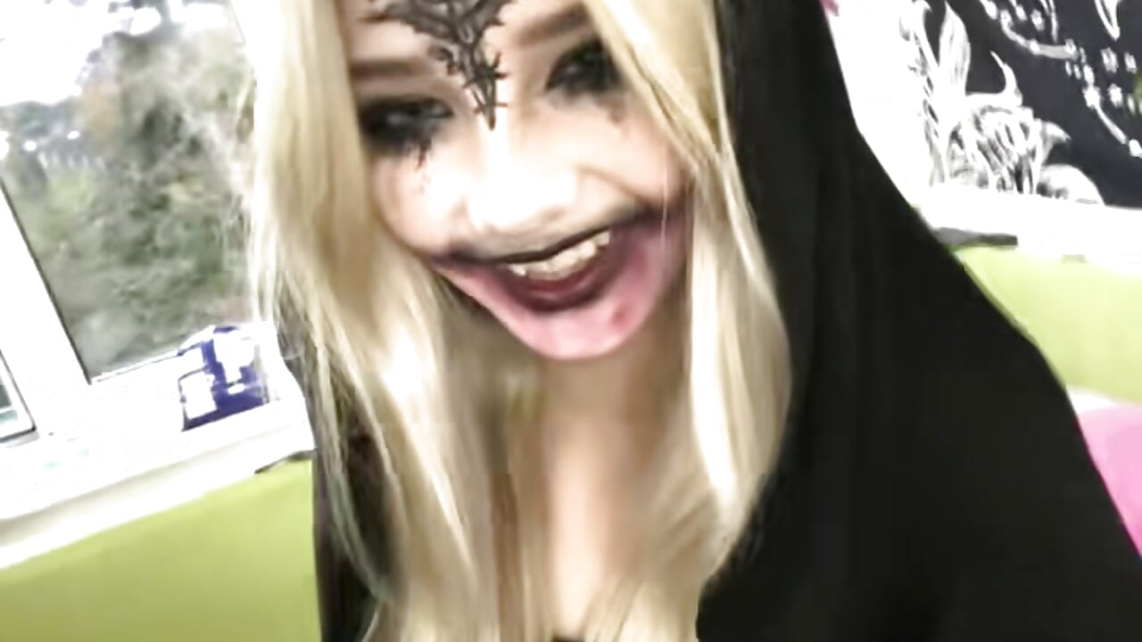 video-54ffa3ae3d823bb891af2bd546d24c90-V - video by LunaSugarX cam model