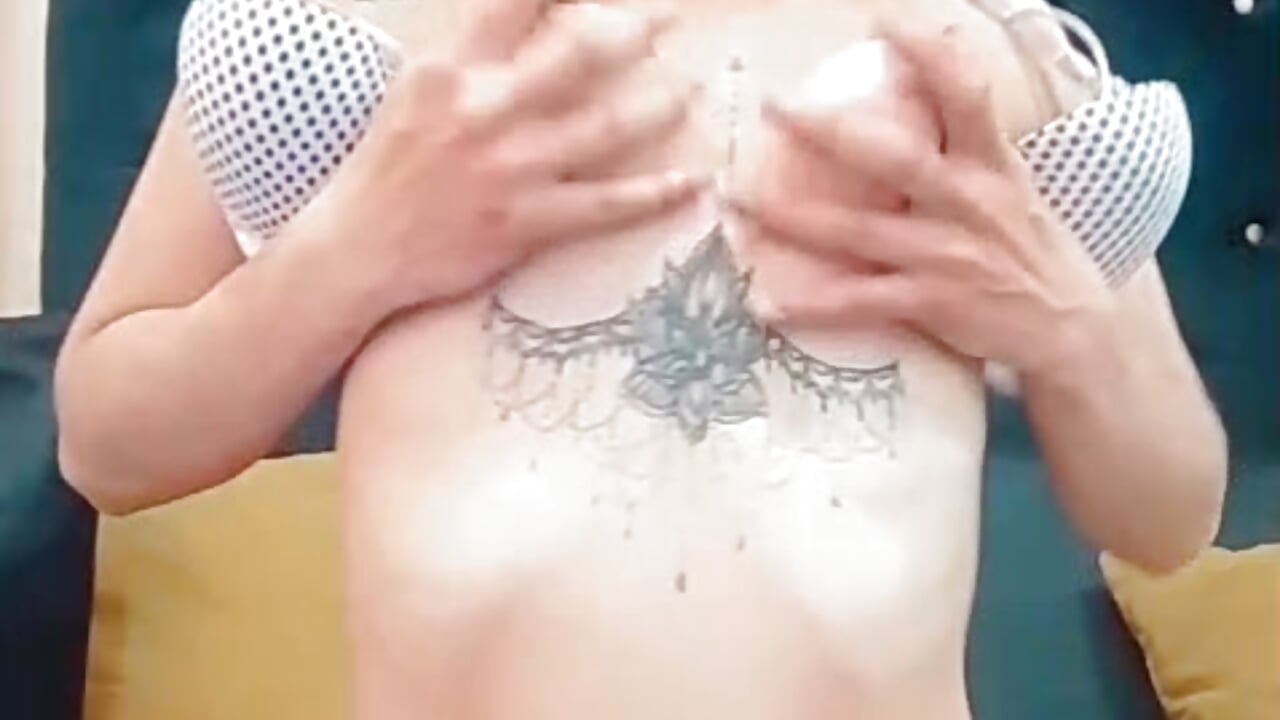 xxx - mikaela_iris主播的视频