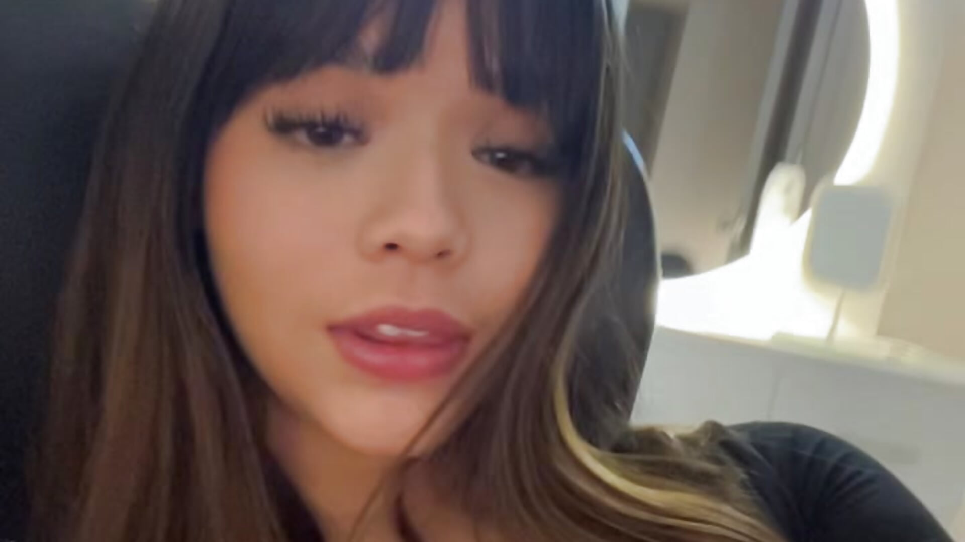 🫶🏻 - video by NikaVelvet1 cam model