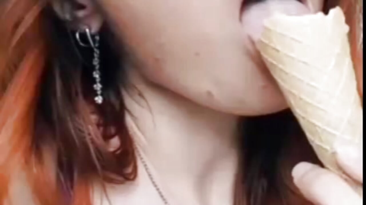 Ice cream - video by _Sunpuddle cam model
