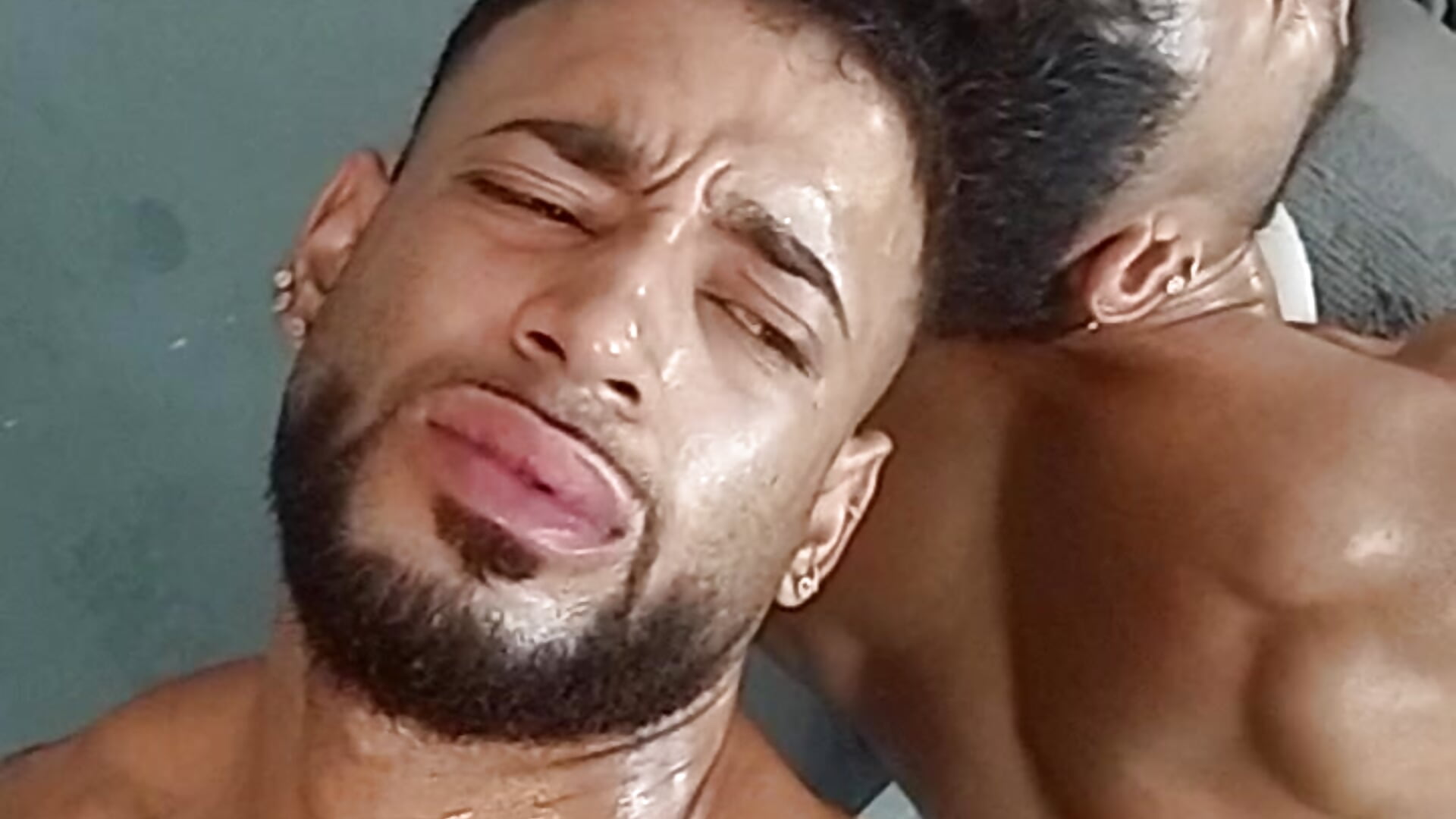 21688 - vidéo du modèle de showcams emilio_brandon