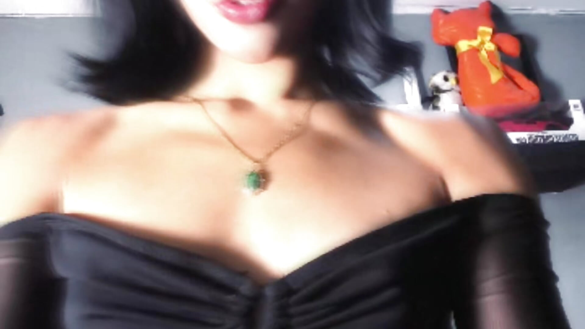 1000051582.mp4 - video by ParisAndVi cam model