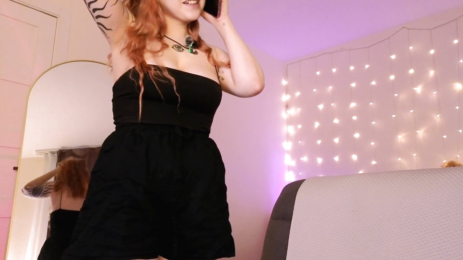 Body swap - Male In Female Body Full Exploration - video của người mẫu cam RebeccaAster