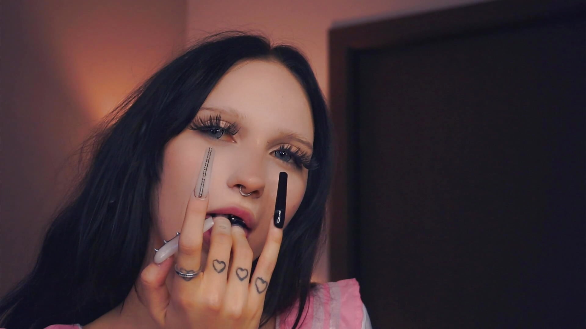 imagine that these are your fingers - video by MalvinaKroening cam model