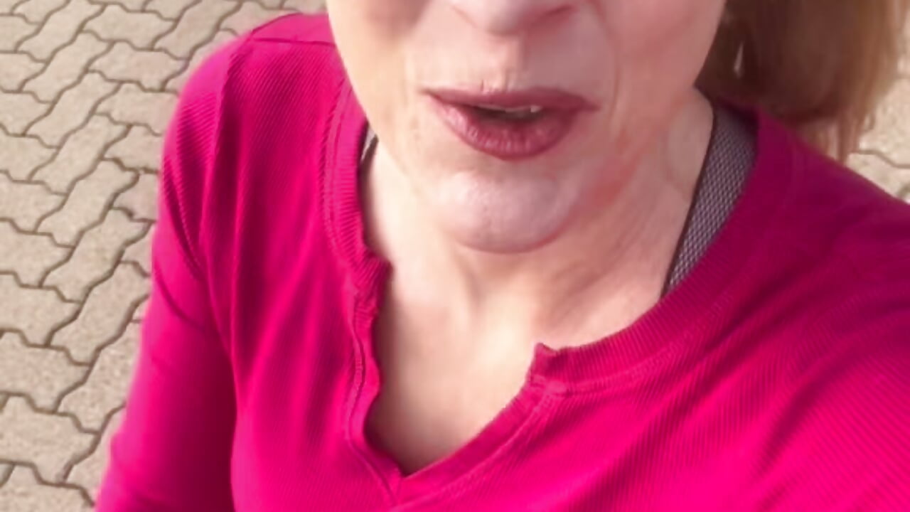 Mami steht auf jüngere. – video modela na kameri Coachmilf