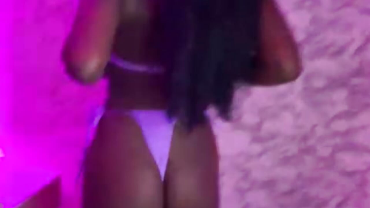 Say hi  😈🔥 - video by EXOTIC_EBONY_ cam model