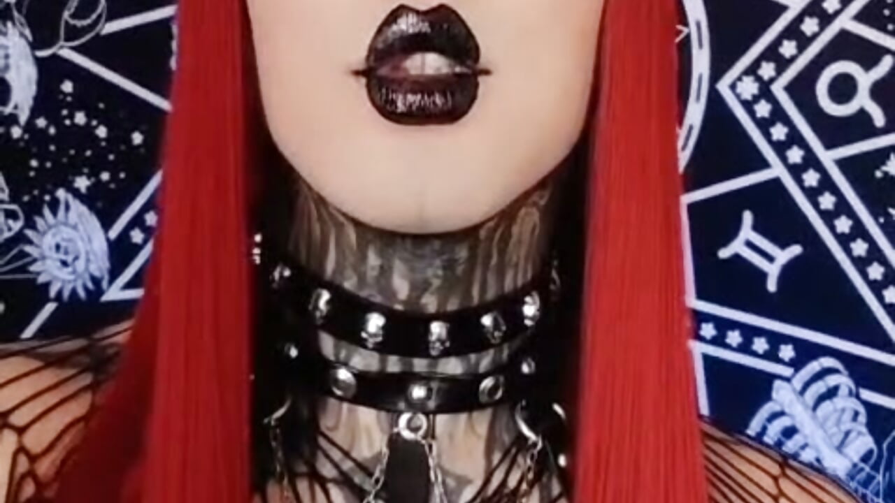 mommy - video by naomi_satan cam model