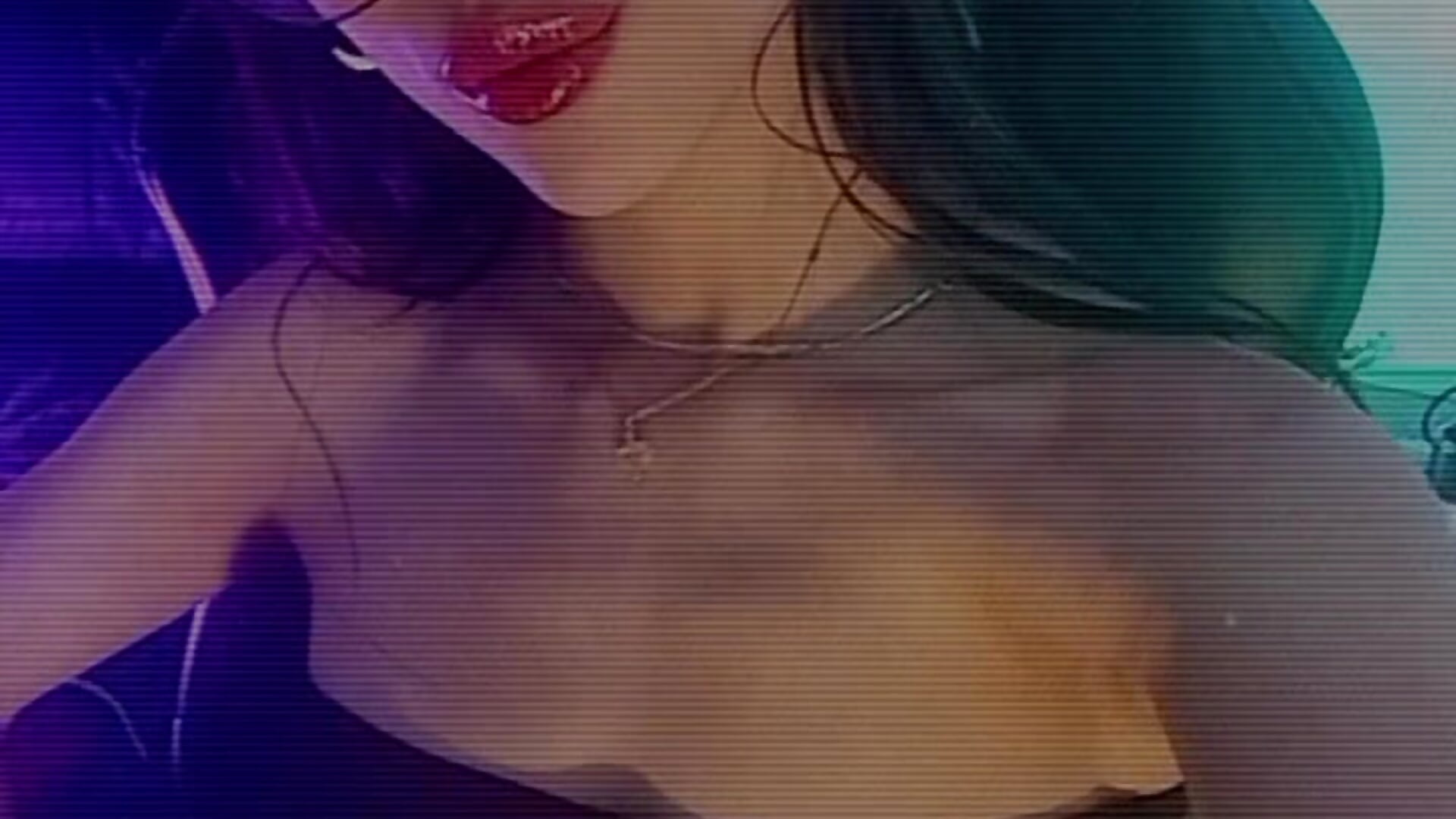 Kisss Love 🥰🔥 - video av Valkiria_09 cam model