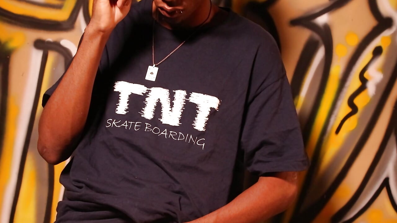 profile-intro-video-1760221551 - video by nero_reyd cam model