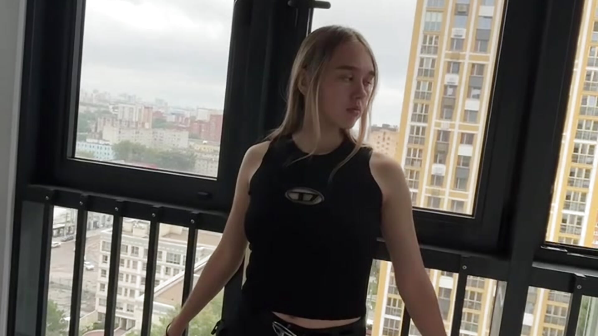 enjoy me - video by Vel1ka cam model