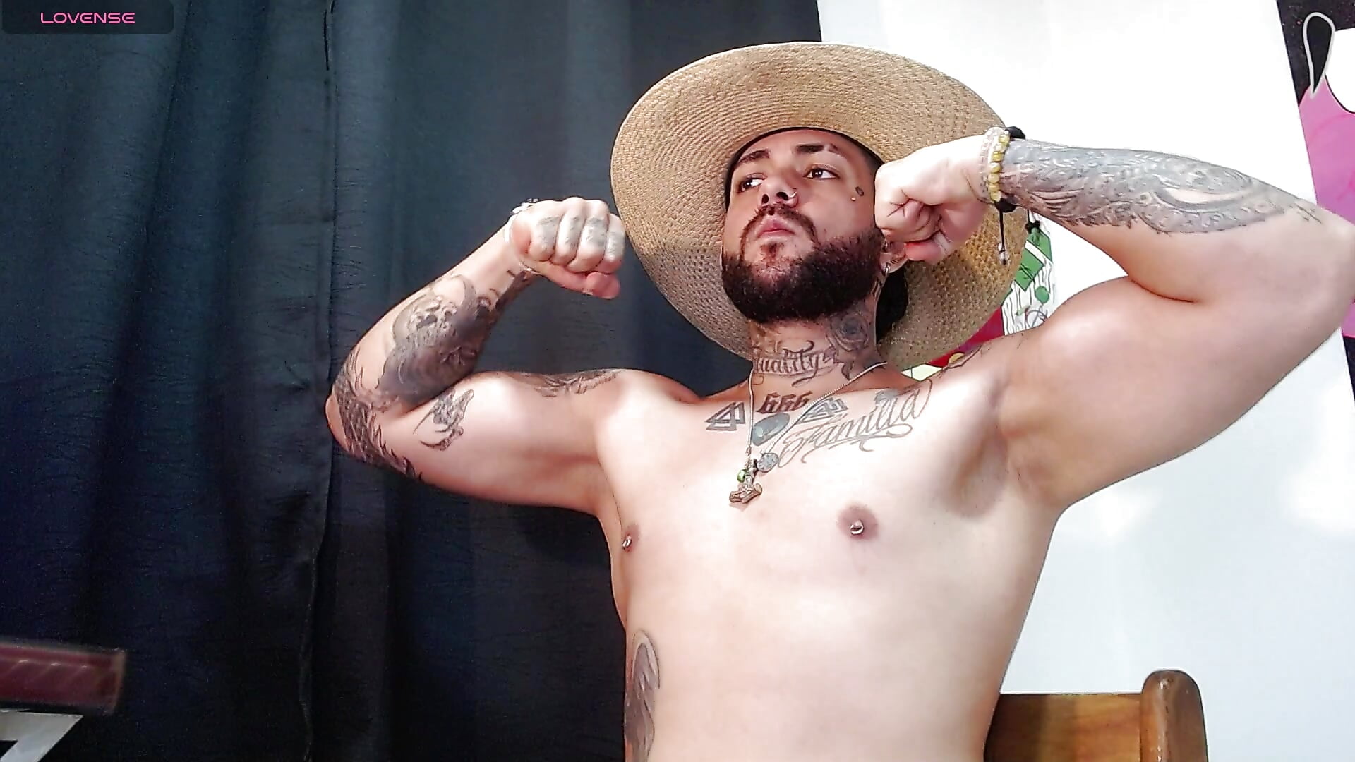 2026-01-25 00-17-37 - clip cu nicolastorres99 model videochat