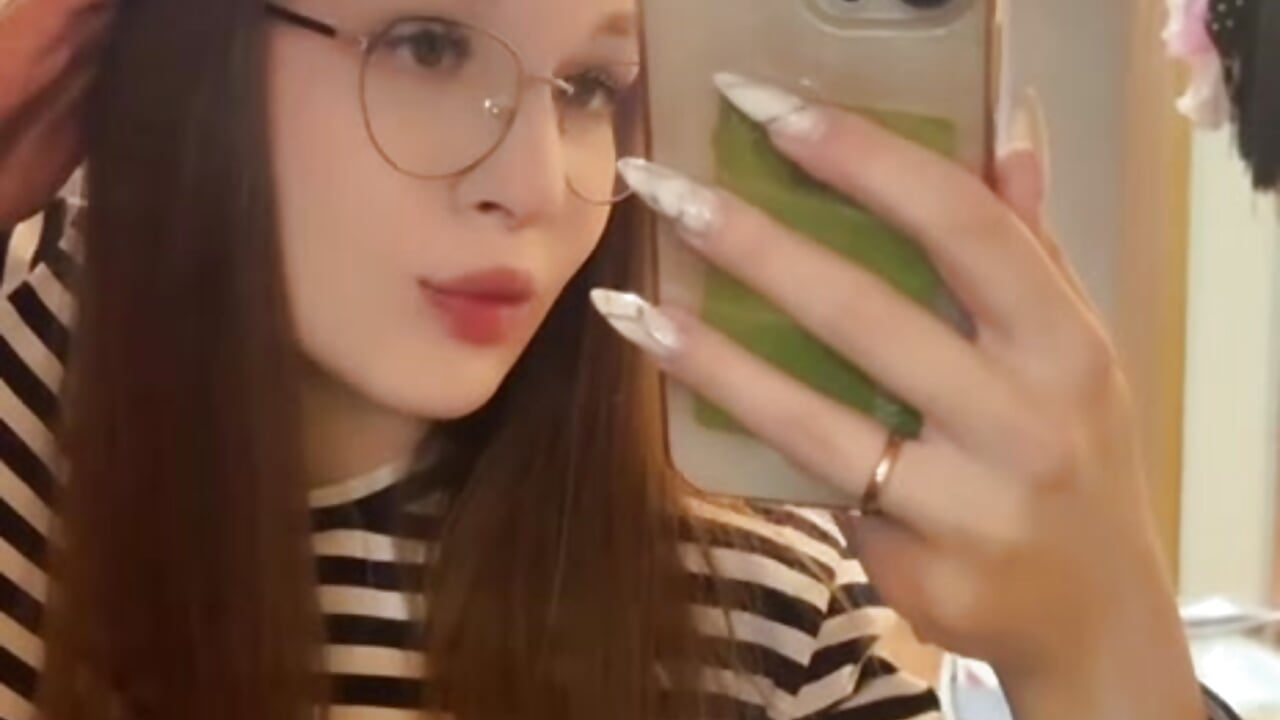 me in mirror - video by SetsukoHilse cam model
