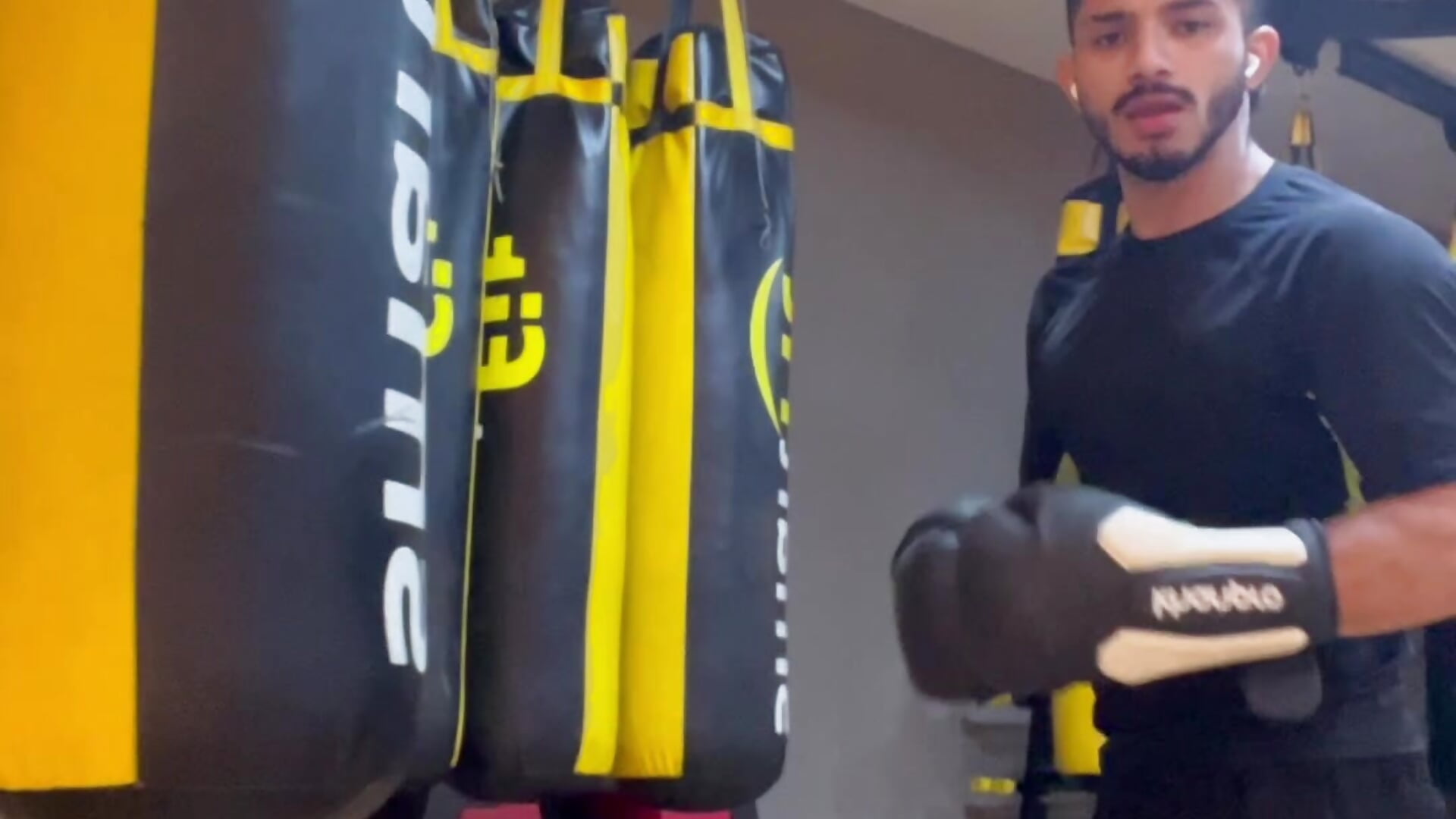 ArturoCardona_ - 摄像头主播热门视频 2127