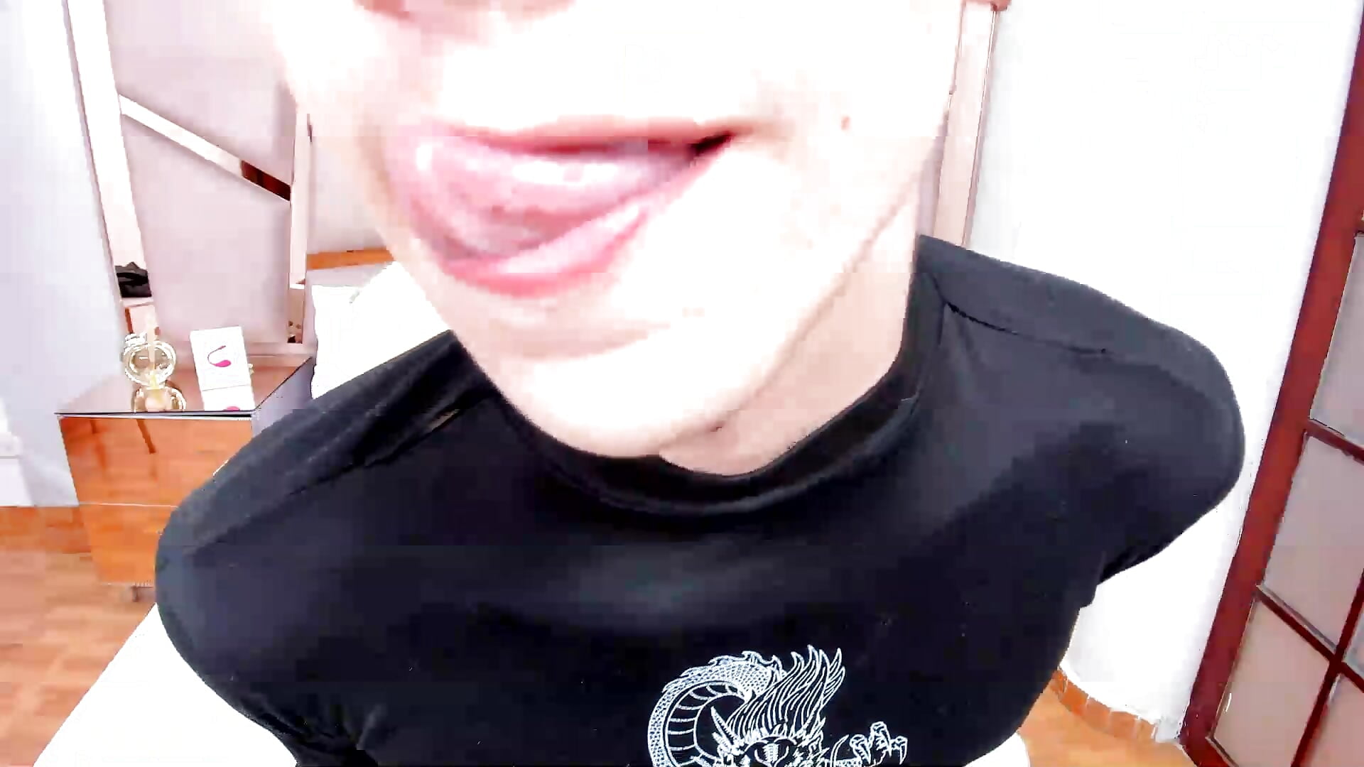 Wet Kisses - video by AustinFluf cam model