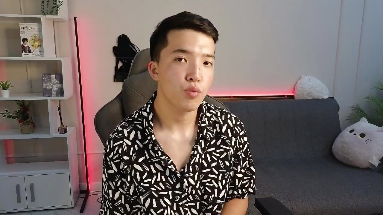 Me - video by nudetension1 cam model